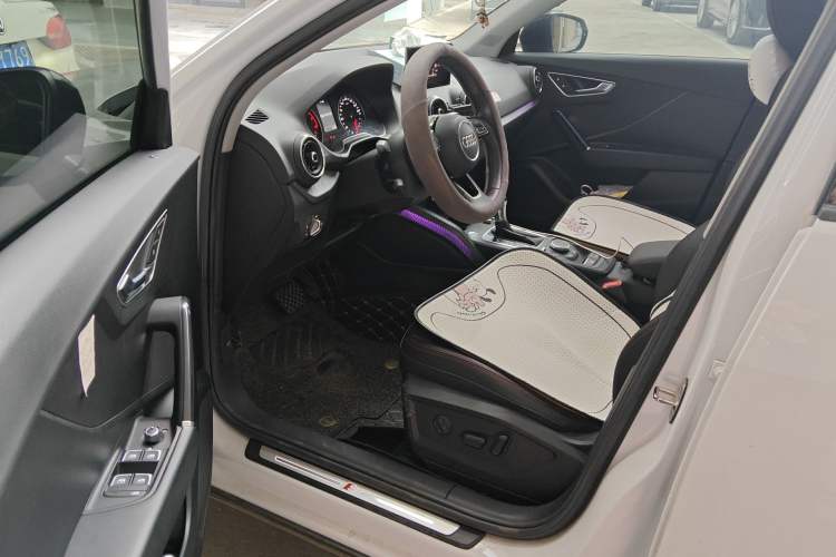 Used Audi Q2L 2020 35 TFSI Fashion Dynamic Model Driver Seat