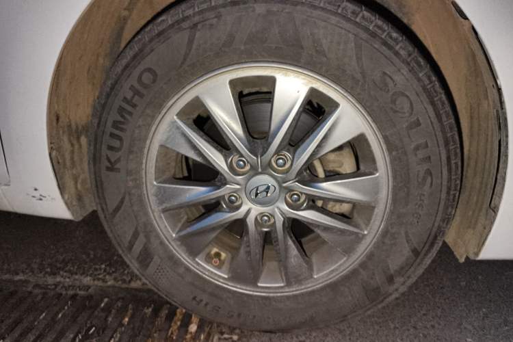 Used Hyundai Celesta 2020 1.6L Automatic GL Enjoyable Edition