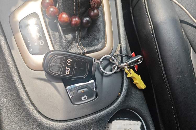 Used Jeep Cherokee 2014 2.4L Luxury Edition Vehicle Key