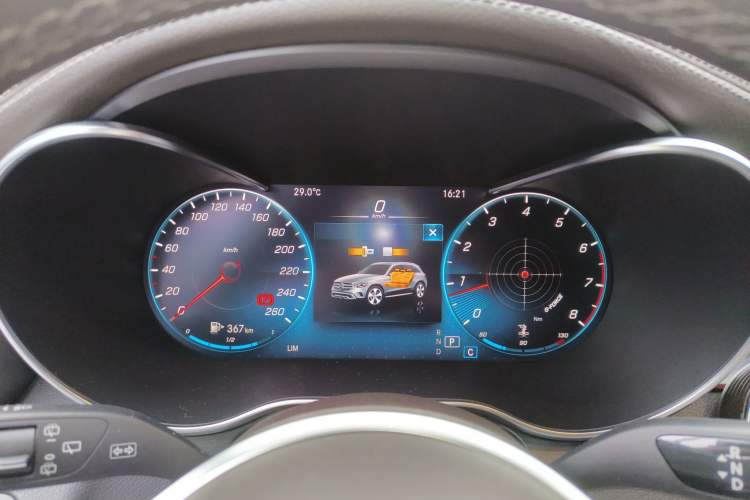 Used Mercedes-Benz GLC 2022 Second Facelift GLC 260 L 4MATIC Luxury Edition