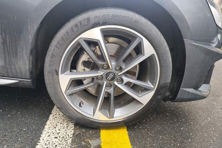 Used Audi A4L 2022 40 TFSI Fashion Dynamic Model