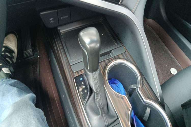 Used Toyota Camry 2018 2.5G Luxury Edition