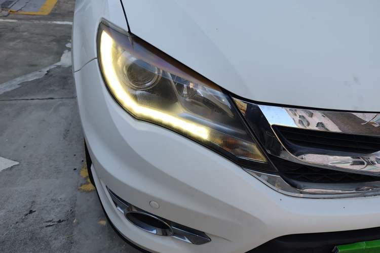 Used BYD S7 2015 2.0T Upgraded Automatic Luxury Version
