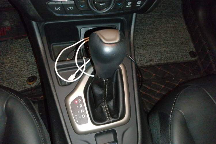 Used Jeep Cherokee 2016 2.4L Leading Smart Version