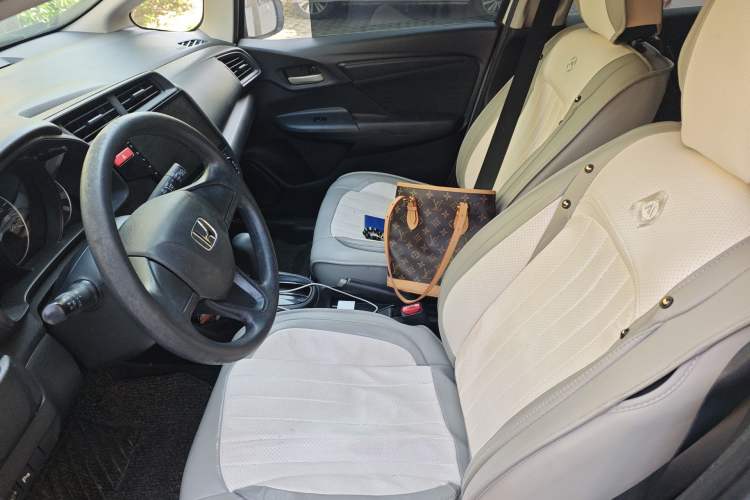 Used Honda Fit 2016 1.5L LXS CVT Comfort Sunroof Version Left Front Seat