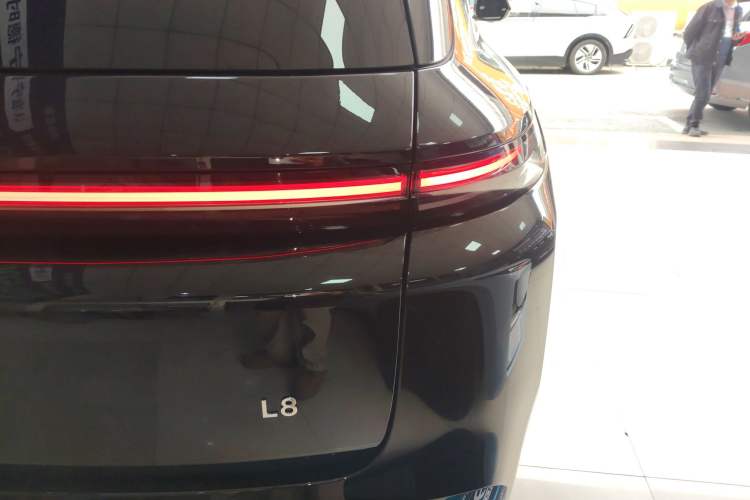 Used Li Auto L8 2024 Max Exterior 3