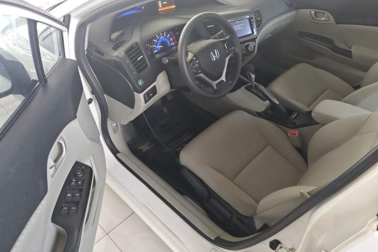 Used Honda Civic 2014 1.8L automatic comfort version