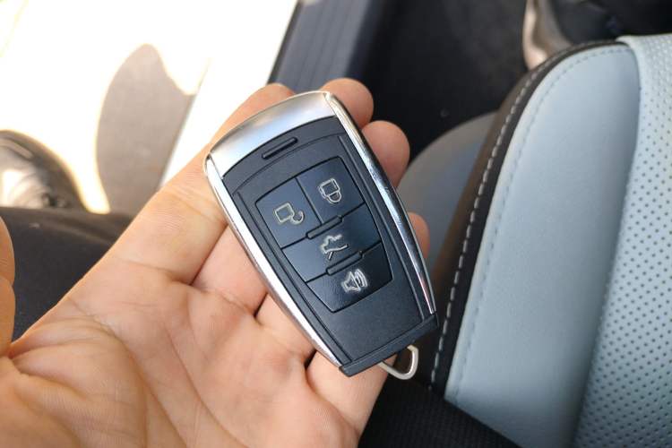 Used BAIC Beijing EU5 2018 R550 Smart Trend Edition
