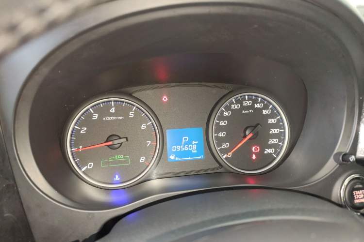 Used Mitsubishi Outlander 2018 2.0L Two-Wheel-Drive Jiale Edition 7-Seater