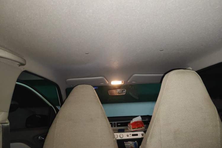 Used Wuling Hongguang MINIEV 2021 Macaron Fashion Model Lithium Iron Phosphate
