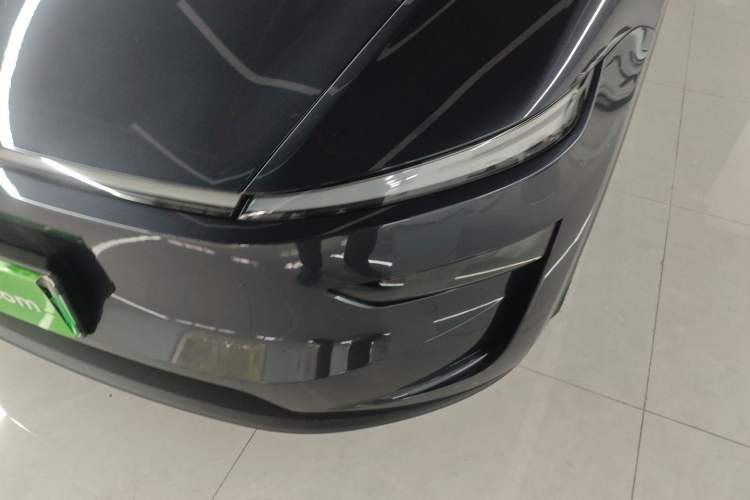 Used Tesla Model Y 2025 Long-Range All-Wheel Drive First Edition