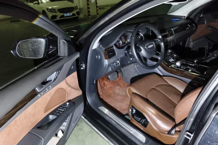 Used Audi A8 2014 A8L 50 TFSI quattro Luxury Model
