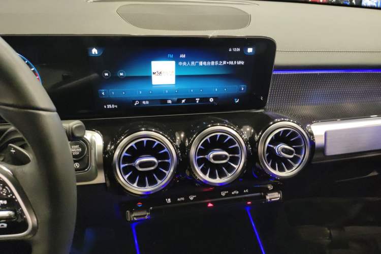 Used Mercedes-Benz GLB 2021 GLB 200 Dynamic Edition
