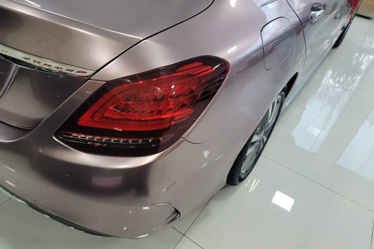 Used Mercedes-Benz C-Class 2021 C 200 L Fashion Edition Sport Version Right Rear Taillight