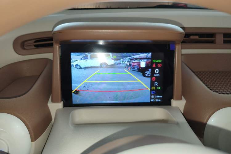 Used Bestune Pony 2026 Model 222km Cute Horse Plus Audio And AC Panel