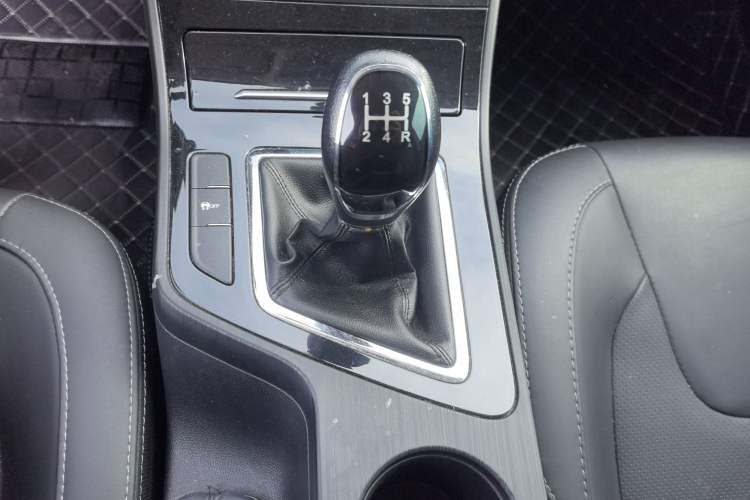 Used Chery Arrizo 5 2021 PRO 1.5L Manual Youth Edition Gear Lever