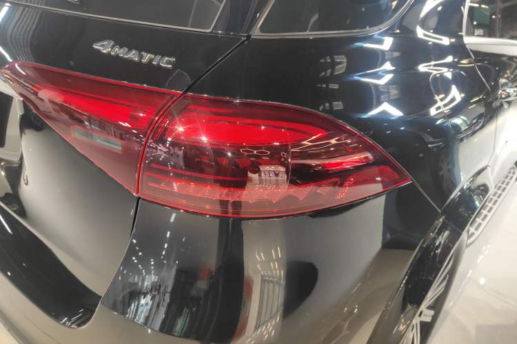 Used Mercedes-Benz GLE 2025 GLE 350 4MATIC Stylish Model
