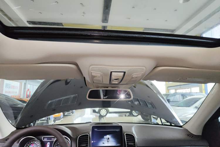 Used Mercedes-Benz GLS 2018 Facelift GLS 320 4MATIC
