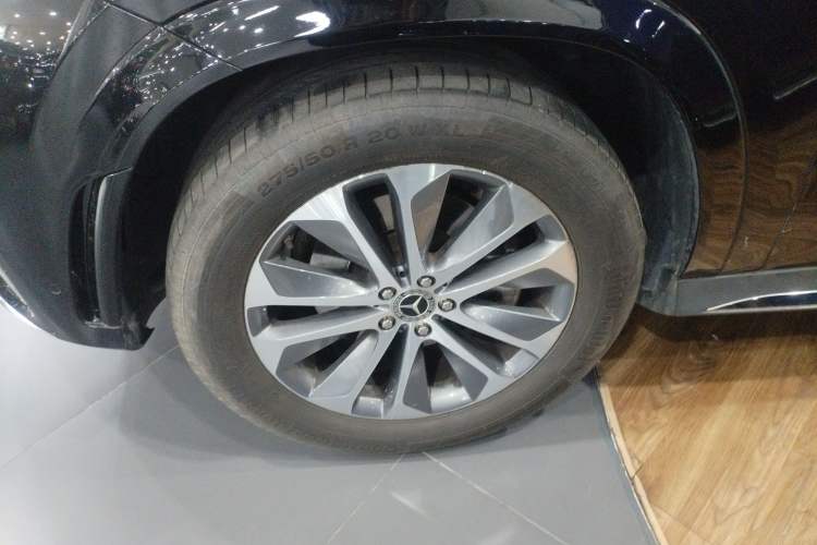 Used Mercedes-Benz GLE 2023 GLE 350 4MATIC Stylish Model
