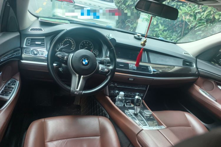 Used BMW 5 Series GT 2015 528i Leading Model
