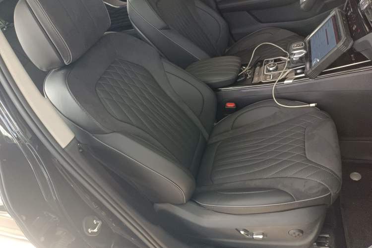 Used Hongqi HS5 2022 Revised Version 2.0T Smart Connect Flagship Edition