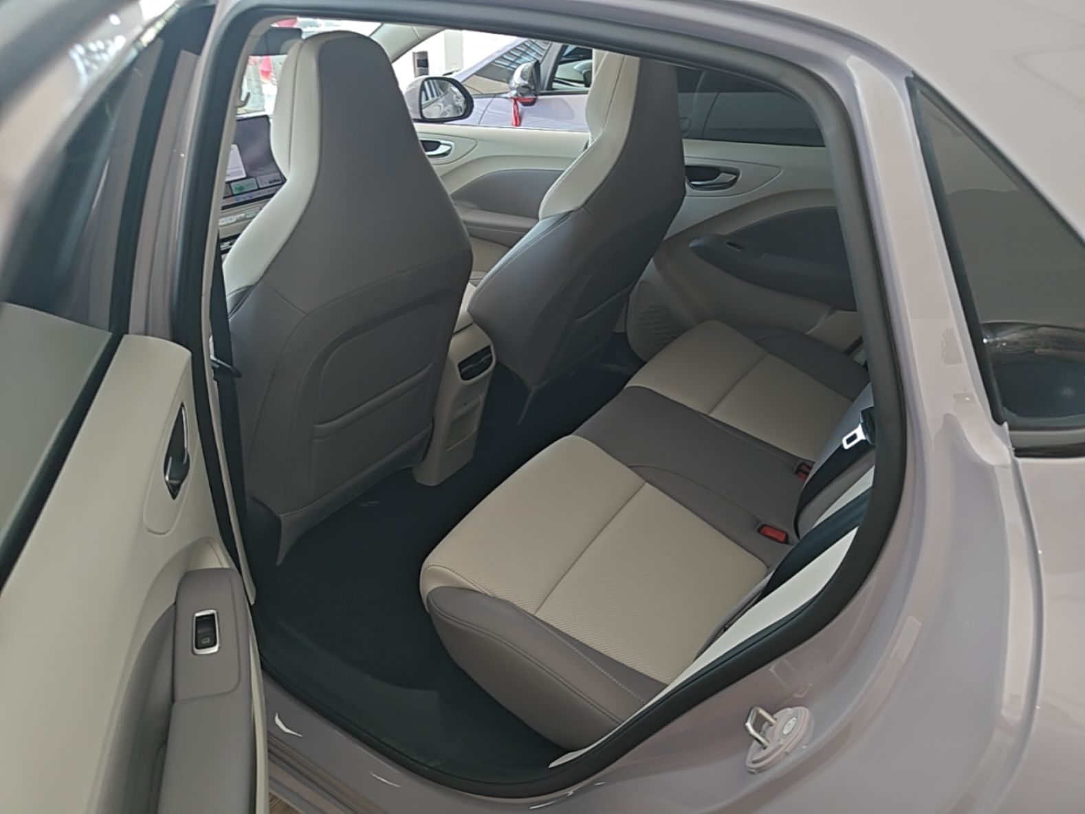 MG 4 EV 2026 Model 530 Smart Fun Edition — снимка 20