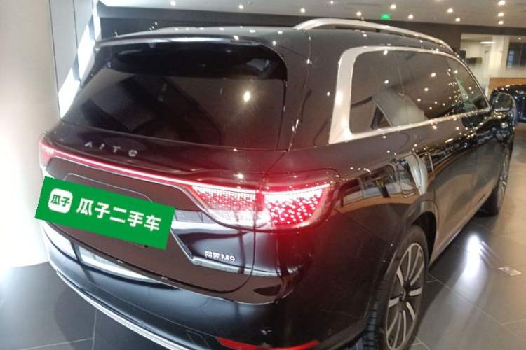 Used Hima AITO M9 2024 Range-Extended Ultra Version 42 kWh 6-Seater Model Rear Right 45 Deg