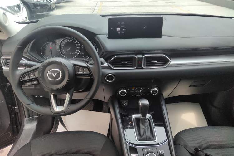 Used Mazda CX-5 2024 2.0L Automatic Two-Wheel Drive ZhiShang Version

