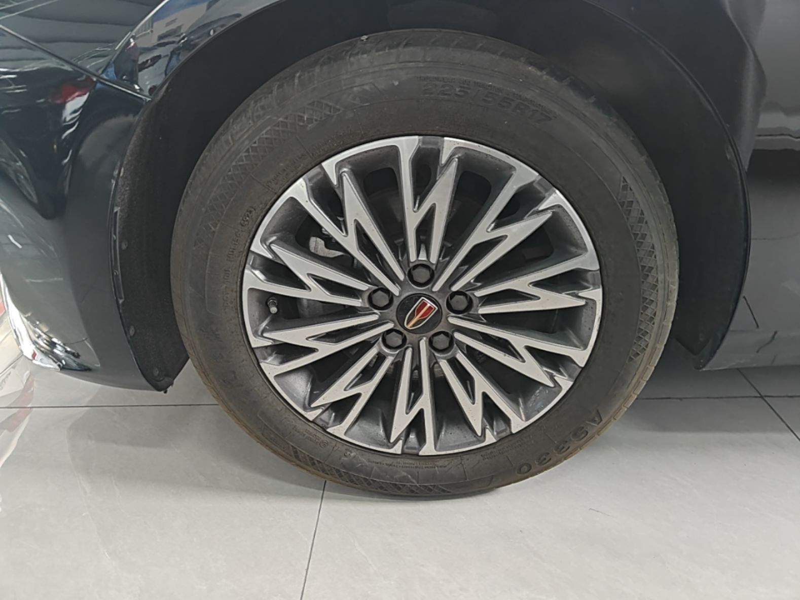 Hongqi H5 2024 1.5T DCT Smart Connect Flagship Edition - Chinese Trim Yun — снимка 10