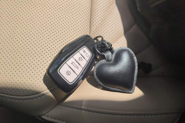 Used Geely Auto FX11 2023 1.5TD DCT Prestige Edition Vehicle Key