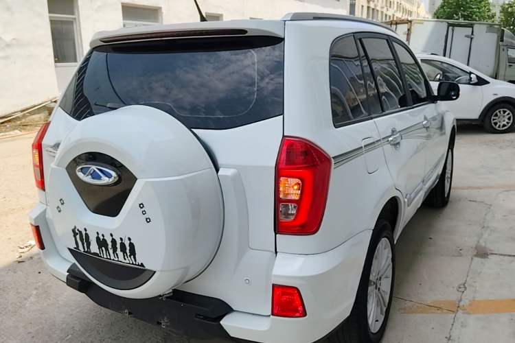 Used Chery Tiggo 3 2020 Million Global Edition 1.5L Manual Fashion Model

