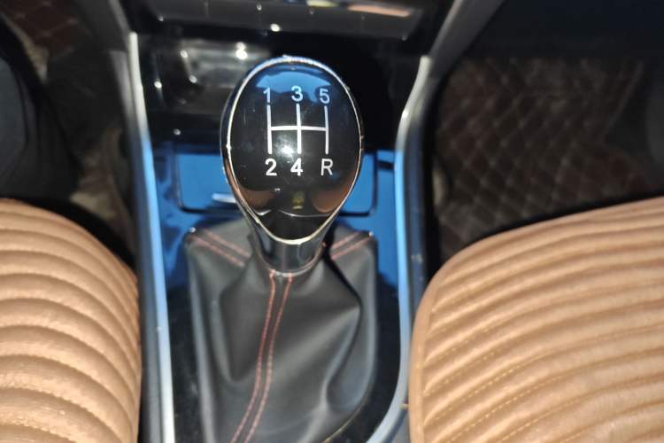 Used Great Wall C50 2014 Upgraded Model 1.5T Manual Elite Version
