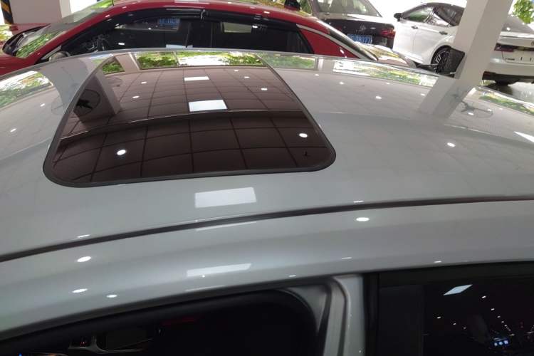 Used Toyota Levin 2021 185T CVT Luxury Edition Roof