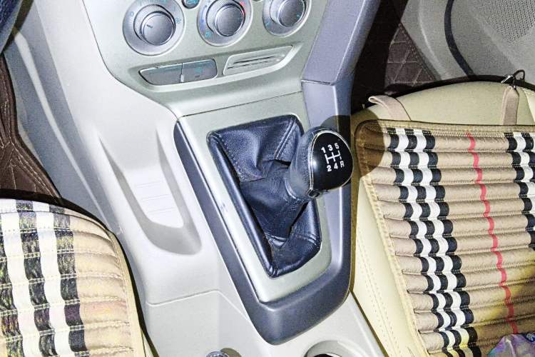 Used Ford Focus 2012 Sedan 1.6L Manual Comfort Model
