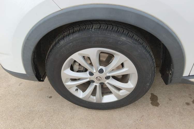 Used MG GS 2016 1.5TGI Manual Value Edition Left Front Wheel Hub