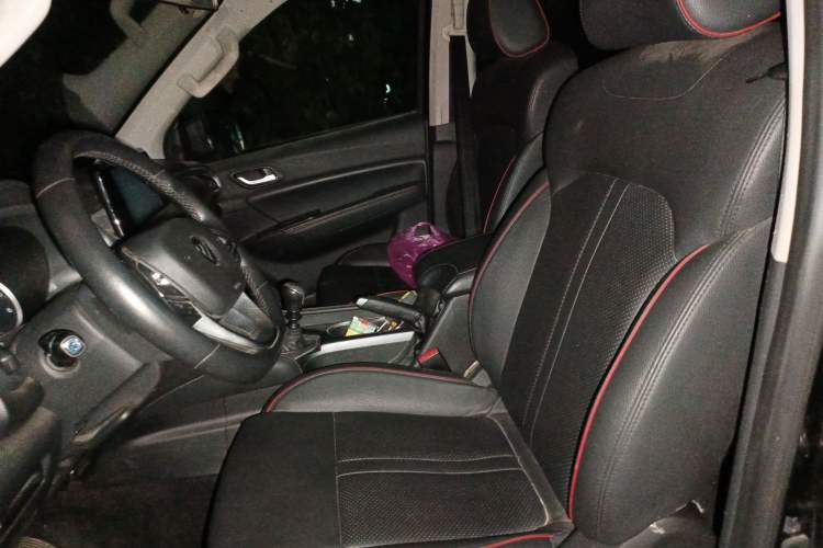 Used Foton Tunland Yutu 2020 2.0T Yutu 9 Diesel Two-Wheel Drive Luxury Long-Wheelbase 4F20TC