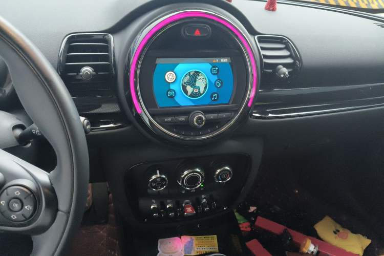 Used MINI Clubman 2019 1.5T ONE Audio And AC Panel