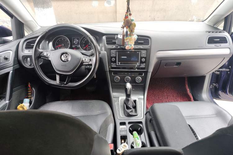 Used Volkswagen Golf 2018 230TSI Automatic Comfort Model
