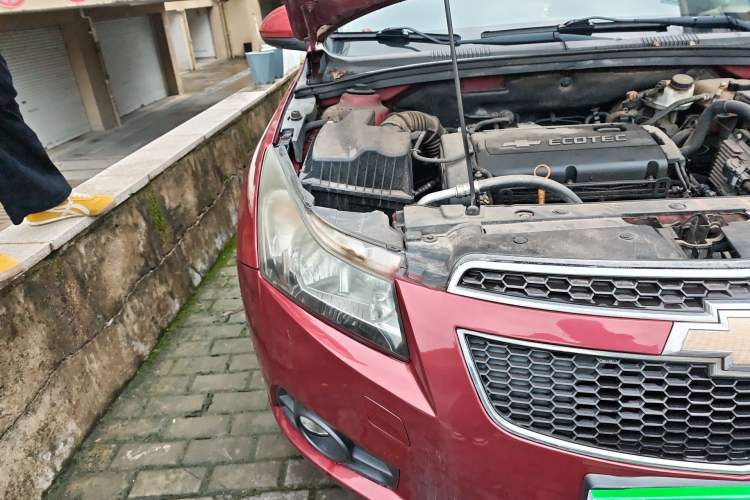 Used Chevrolet Cruze 2013 1.6L SE AT Right Front Headlight