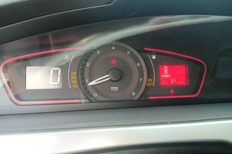 Used Roewe 550 2012 550 1.8L Automatic Value Edition
