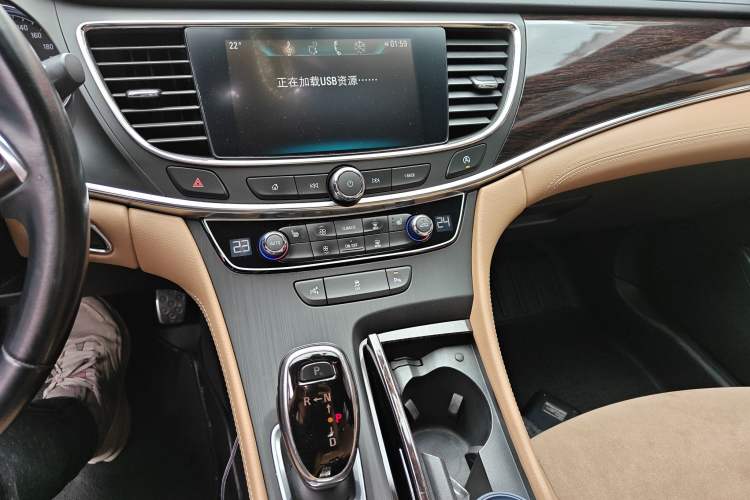 Used Buick LaCrosse 2018 28T Elite Edition