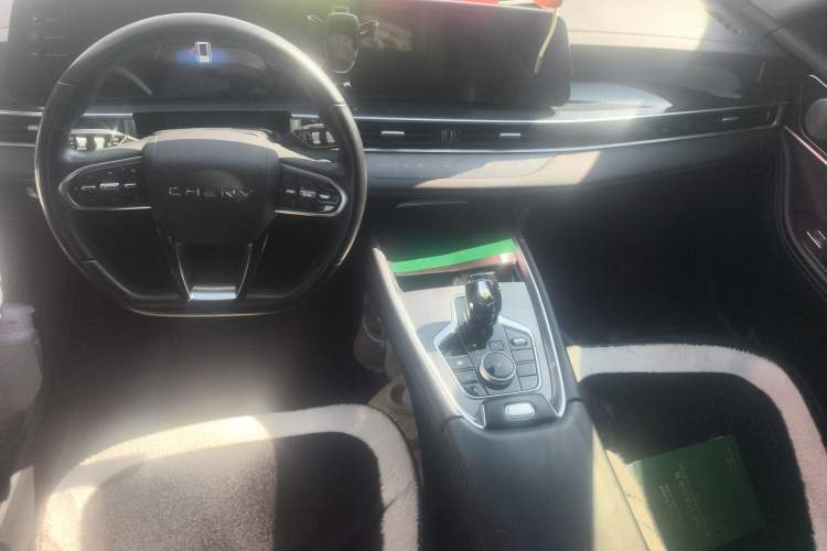 Used Chery Tiggo 7 PLUS 2023 1.6 TGDI DCT Flagship Version
