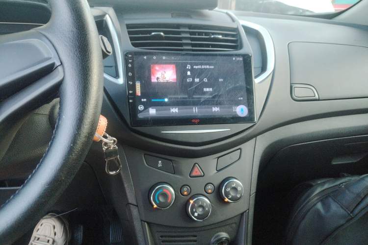 Used Chevrolet Trax 2016 1.4T Automatic Two-Wheel Drive Comfort Version with Sunroof