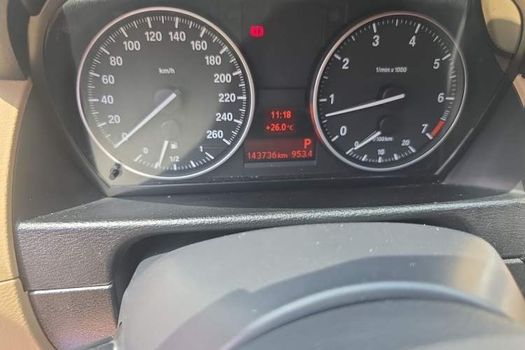 Used BMW X1 2014 sDrive18i Leading Model
