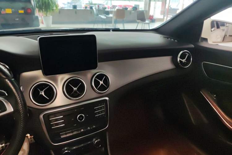 Used Mercedes-Benz CLA 2016 CLA 220 4MATIC