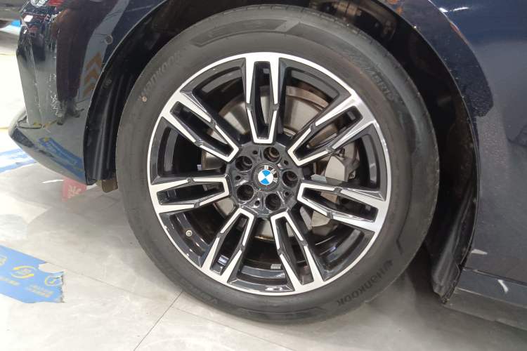 Used BMW 5 Series 2025 530Li Leading Model M Sport Package