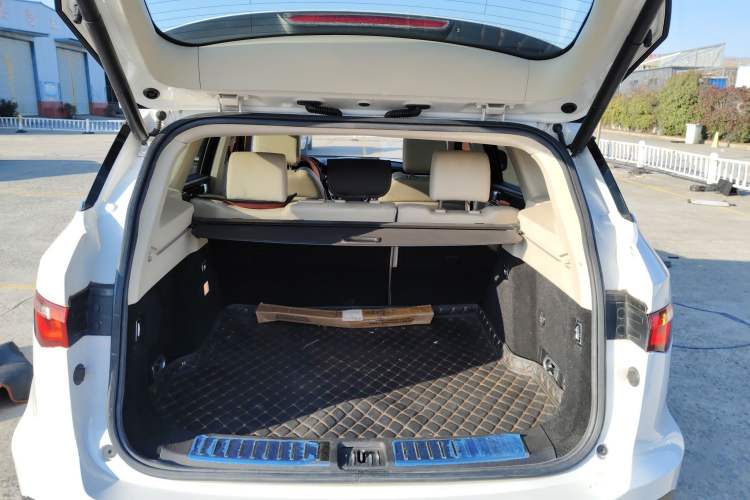 Used Zotye T700 2017 1.8T Dual-Clutch Prestige Model
