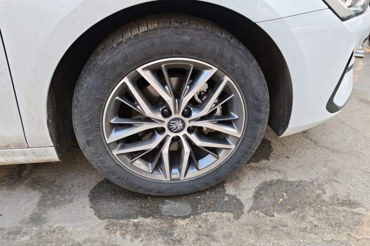 Used BYD Qin PLUS 2021 EV 400KM Luxury Model
