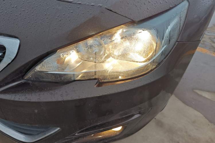 Used Peugeot 408 2015 1.2T Automatic Luxury Edition Left Front Headlight