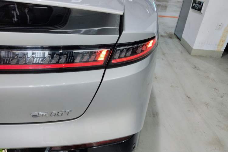 Used Dongfeng eπ eπ007 2024 200Pro Range-Extended Version